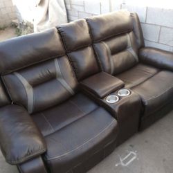 Good Condition Used Couch Set 