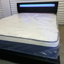 NEW QUEEN PILLOW TOP MATTRESS and BOX SPRING. Bed frame not included 👍