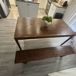 Extendable Dining Table