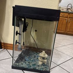Fish tank 