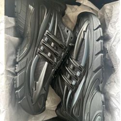 Adidas Pharrell Williams Jellyfish Triple Black