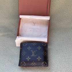 🔥 Preowned Louie Vuitton Wallet 🔥