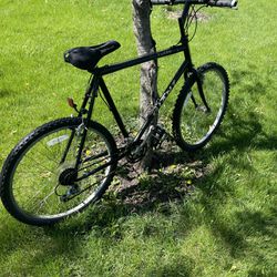 Giant Yukon Bicycle / Bike
