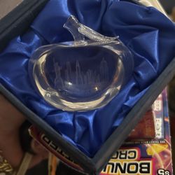 Beautiful Paperweight Of NYC