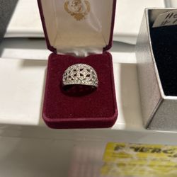 Good custom rings for sale