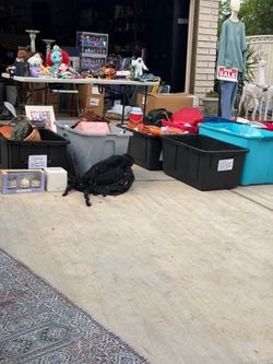 Moving sale