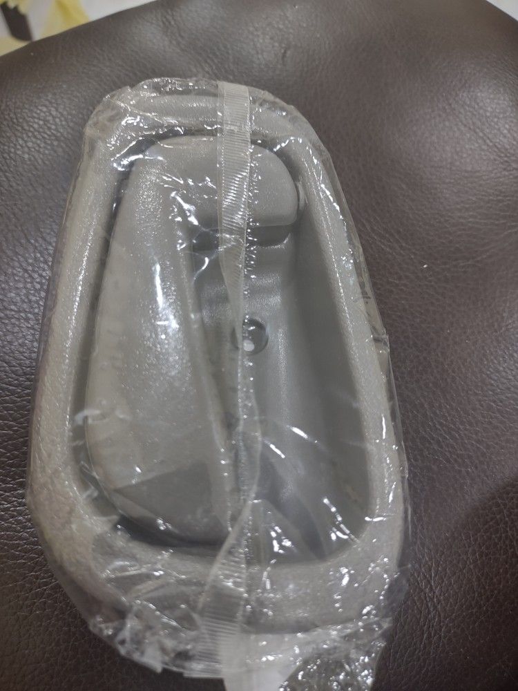 Toyota Corolla 2001, Front Doors Handles, Left And Right Doors.