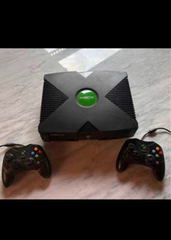 Original Xbox Bundle 2 Controller & 3 Games