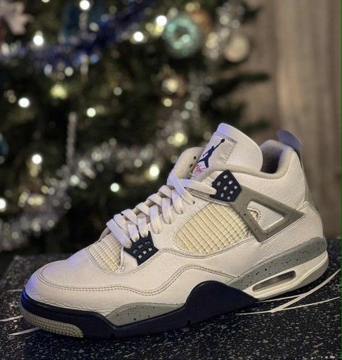 Jordan 4 Midnight Navy