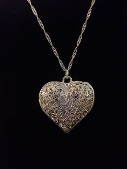 Heart Silver filigree Necklace