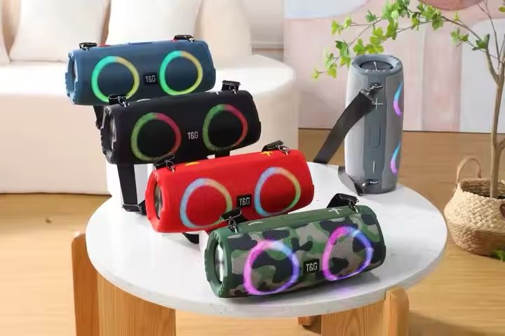 Outdoor Portable RGB Wireless Speakers Stereo Bluetooth Speaker Bass Charge 5 Style Stereo TF FM