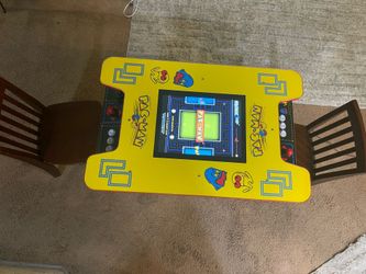 PAC-MAN Plus Arcade Table