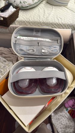 Momcozy M6 Mobile Style Breast Pump