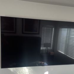 Samsung 55” Crystal UHD 4K Smart TV – Wall Mount + Remote + Stands