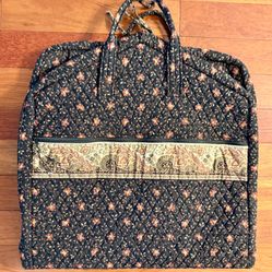Vera Bradley Garment Bag In Beautiful Condition 
