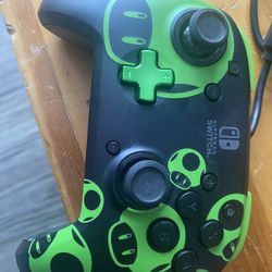 The Nintendo SWITCH controller