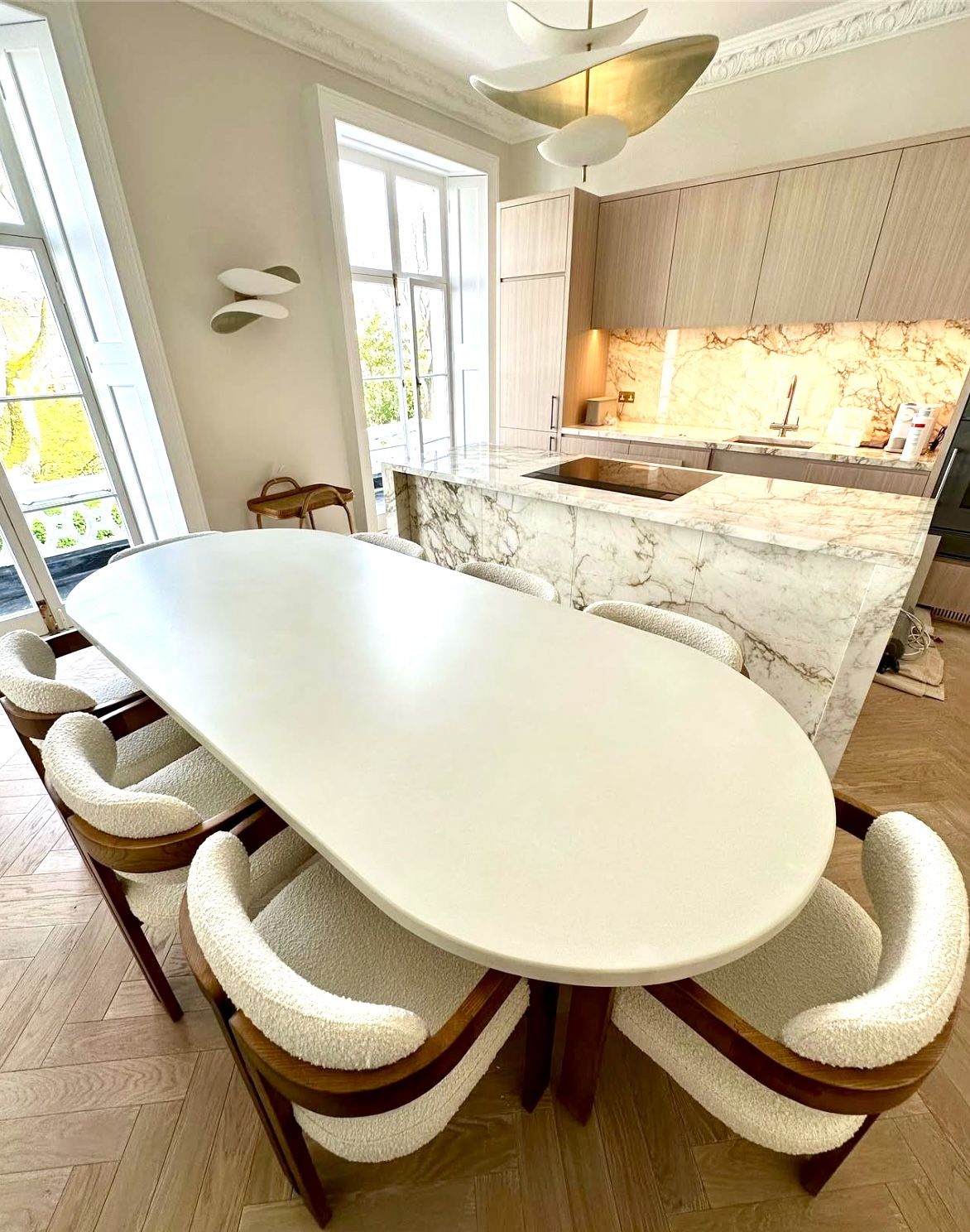 Oval Dining Table (FREE DELIVERY)