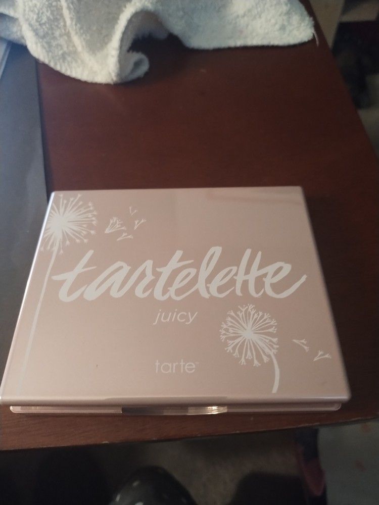Tartelette Juicy Amazonian Eyeshadow Palette