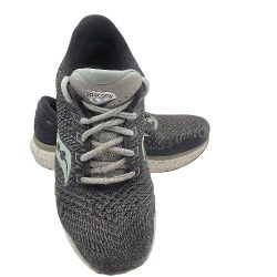Womens Saucony Triumph 18 Charcoal Sky
Size 9 shoes
