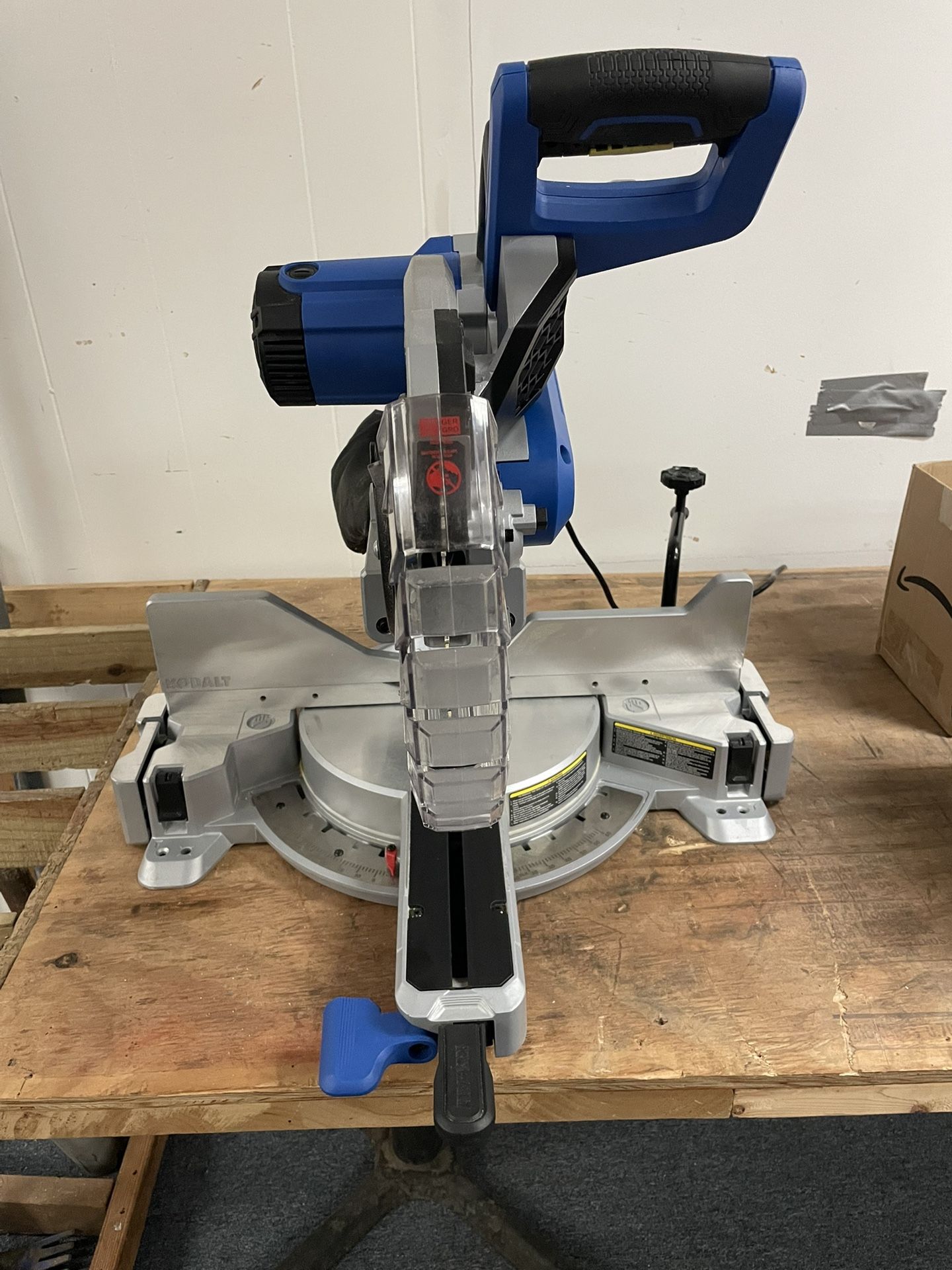 Kobalt 12in. Dual Bevel Sliding Compound Miter Saw