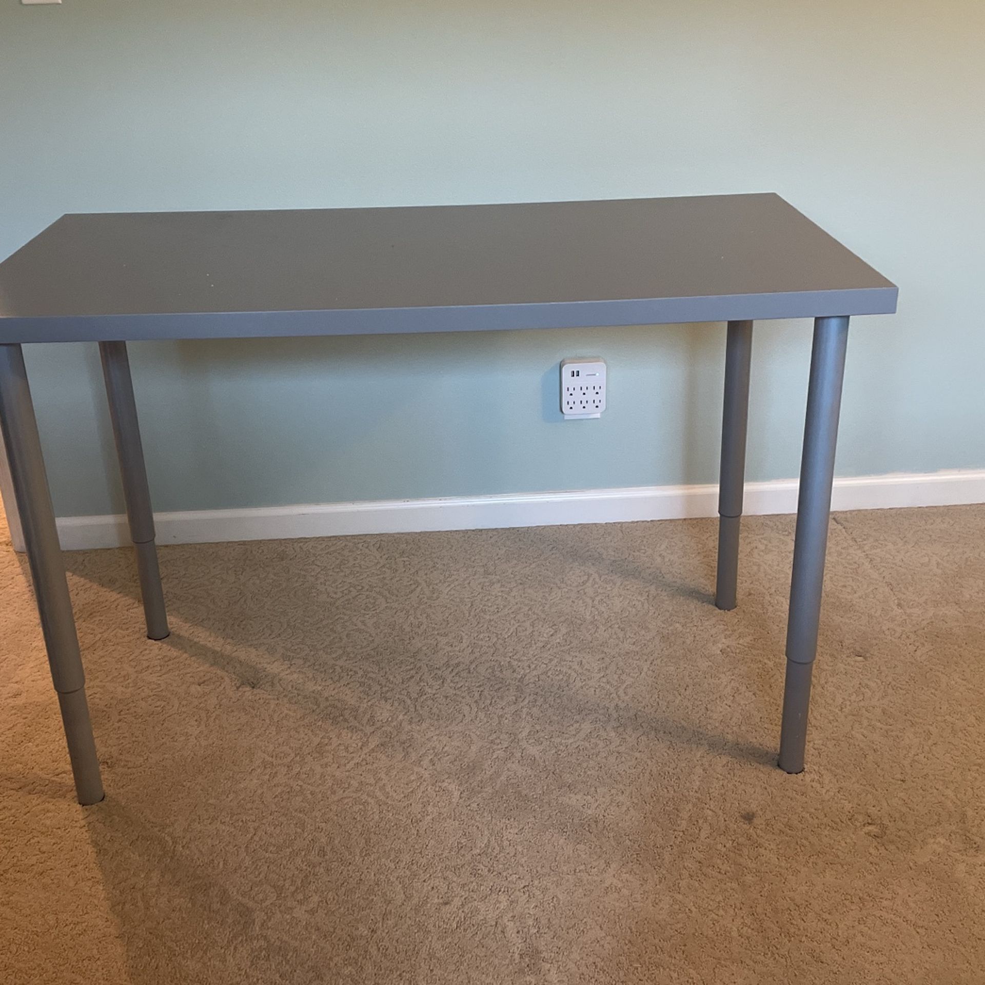IKEA Adjustable Leg Table