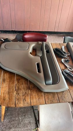 2003 Chevy Tahoe rear door panels