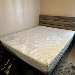 Queen Size Bed Frame And Matress 