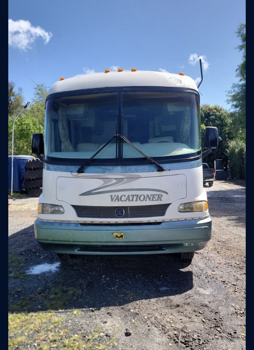 1999 Holiday Rambler 32 Ft Motorhome 