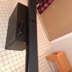 Barra de sonido Klipsch ICON SB1 y subwoofer inalámbrico activo