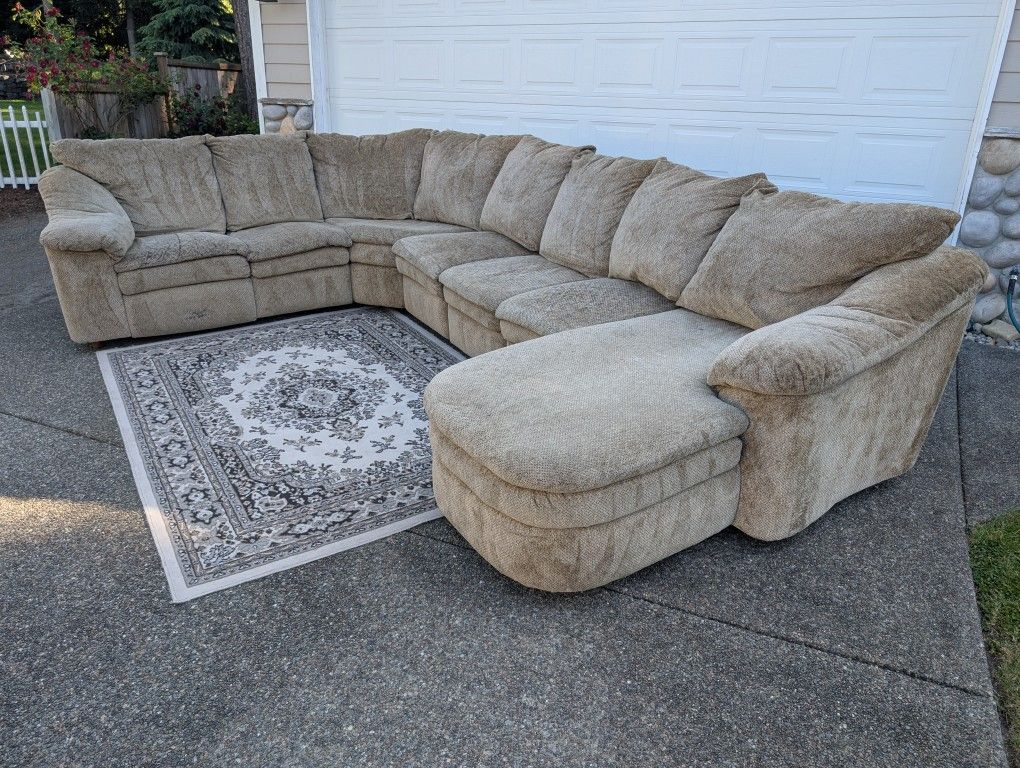 Tan Recliner Sectional Sofa Delivery Available 🚚