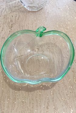 Like apple shape bowl greenish on the sides one of the sides kinda faded otherwise great condition