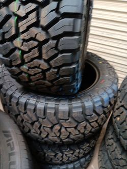New set of tires accelera rt 35 1250 22 lt