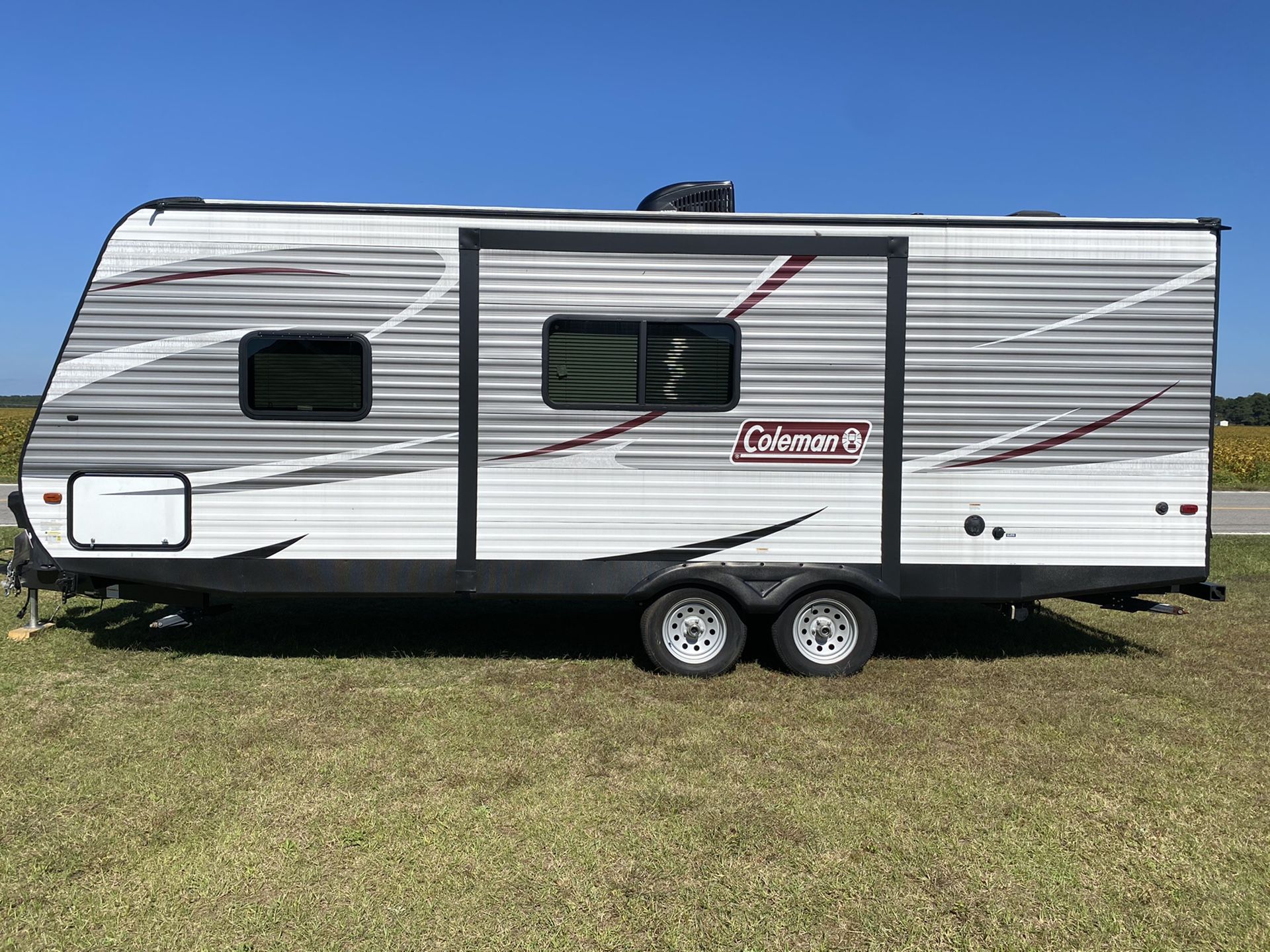 27.7 ft coleman double bunk trailer trailer
