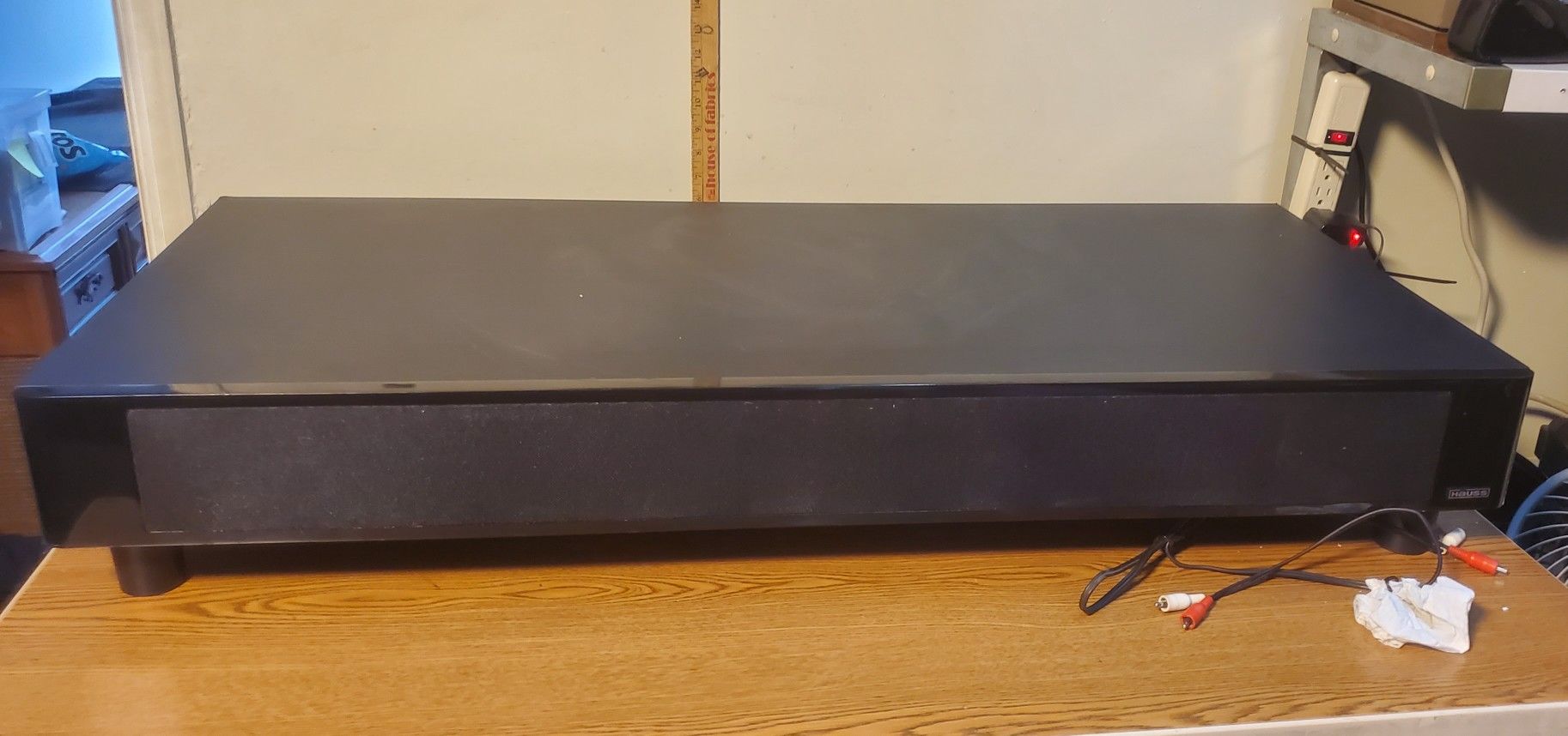 Hauss Media Labs HS 50 Platinum 7.1 High Definition Home Theater 2300W Speaker system. Watch video.