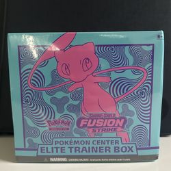 Fusion Strike PC Etb