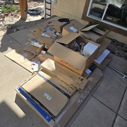 Free Moving Boxes