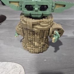 Lego Yoda