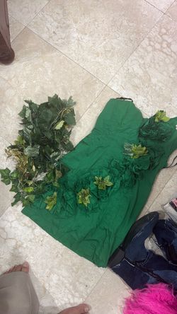 Green dress poison ivy S