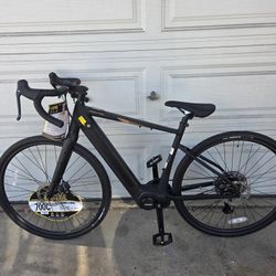 ozark tElectric bike size 29 brand new $1000