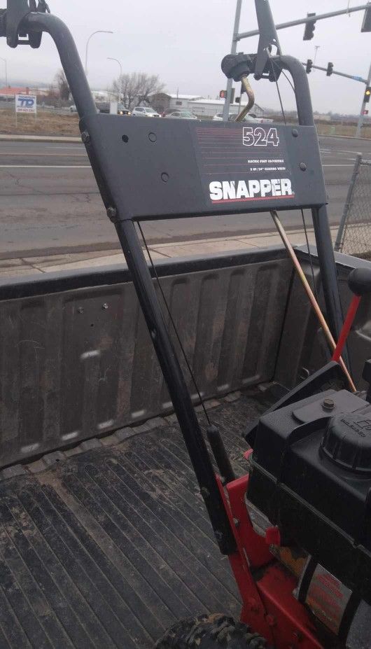 524 Snapper Snow Blower 