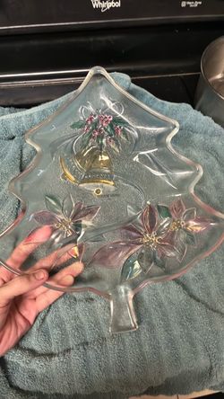 Savoir Vivre Glass Christmas Tree Serving Platter