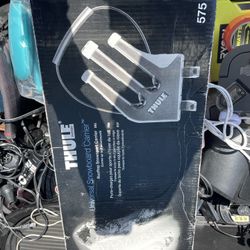 Thule's Universal Snowboard Carrier