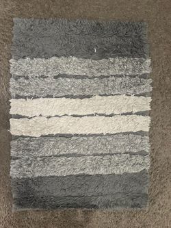 Bathroom rug