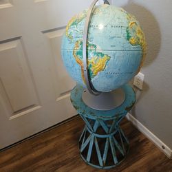 NYSTROM Vintage Sculptural Relief Globe 