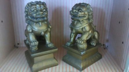 Chinese lions