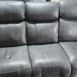 Couch/loveseat (heated/massage/power recline)