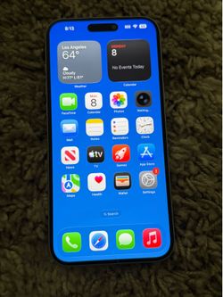 iPhone 16 Plus …..Unlocked…..White….128gb