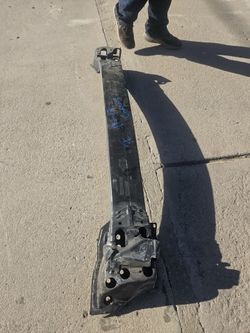 Toyota Camry front rebar Oem