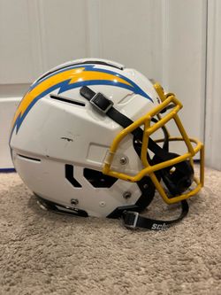 F7 youth large football helmet
