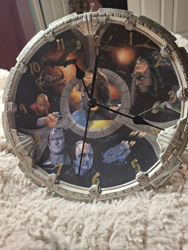 Star Trek Clock